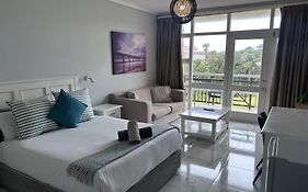157 Brookes Hill Suites Near The Beach